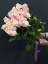 Букет из 25 длинных розовых роз