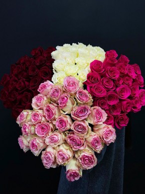 Букет 25 роз Эквадор PREMIUM цвет на выбор