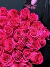 Букет 51 ярко-розовая роза
