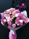 Букет из 25 кустовых роз нежное ассорти