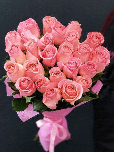 Букет из 25 нежно-розовых роз