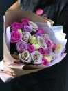 Букет из 25 разноцветных Голландских роз