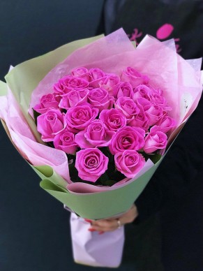 Букет из 25 розовых Голландских роз