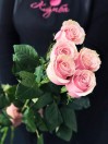 Букет из 5 длинных розовых роз