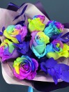 Букет с разноцветными розами