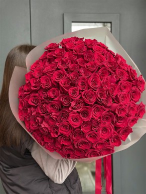 Букет из 101 красной розы Эквадор 40см 