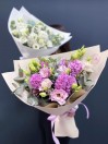 Букет с гиацинтами и эустомой