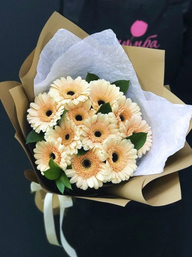 Букет из 11 мини-гербер