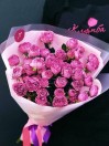 Букет из 9 розовых кустовых роз Бомбастик