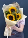 Букет из 3 подсолнухов