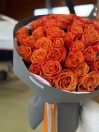 Букет 51 элитная апельсиновая роза
