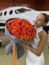 Букет 51 элитная апельсиновая роза