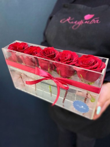 Crystal Box 5 красных роз