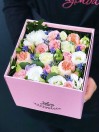Коробка с цветами Милый сюрприз