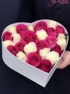 Коробка с розами Воздушный поцелуй