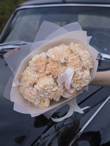 Букет из 21 гвоздики