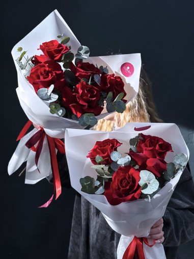 Букет из красных Французских роз