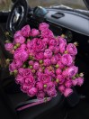 Букет из 15 кустовых пионовидных роз